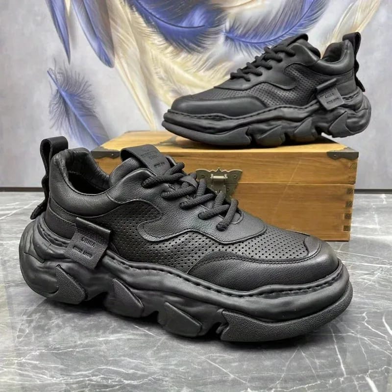 New Fashion Breathable Running Shoes black