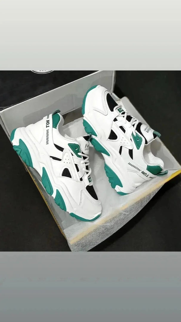 Women's Stylish Casual Sports shoes white green