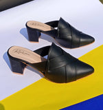 Load image into Gallery viewer, BUCKLE DETAIL HEELED BLACKL COLOR