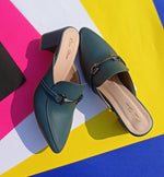 Load image into Gallery viewer, BUCKLE DETAIL HEELED GREEN COLOR