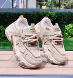 Load image into Gallery viewer, WOMAN&#39;S SHOES BEIGE CHUNK GS.54
