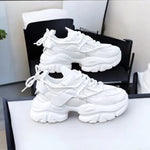 Load image into Gallery viewer, WOMAN&#39;S SHOES WHITE CHUNK GS.34
